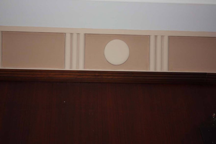 Plaster ceiling molding in Mayor’s conference room, note the 3 bars and dot design.
