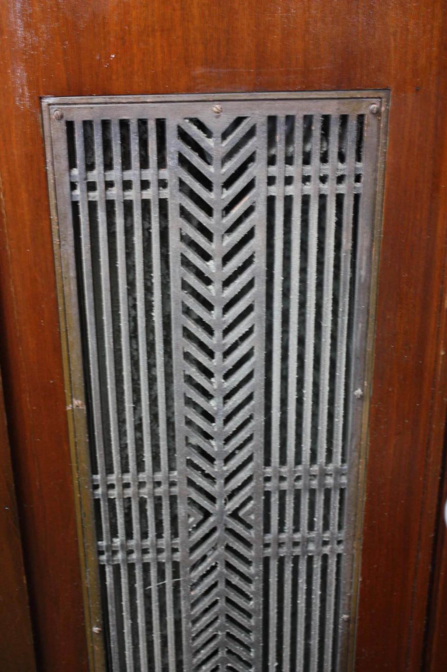 Heating vent in courtroom displaying an Art Deco design.