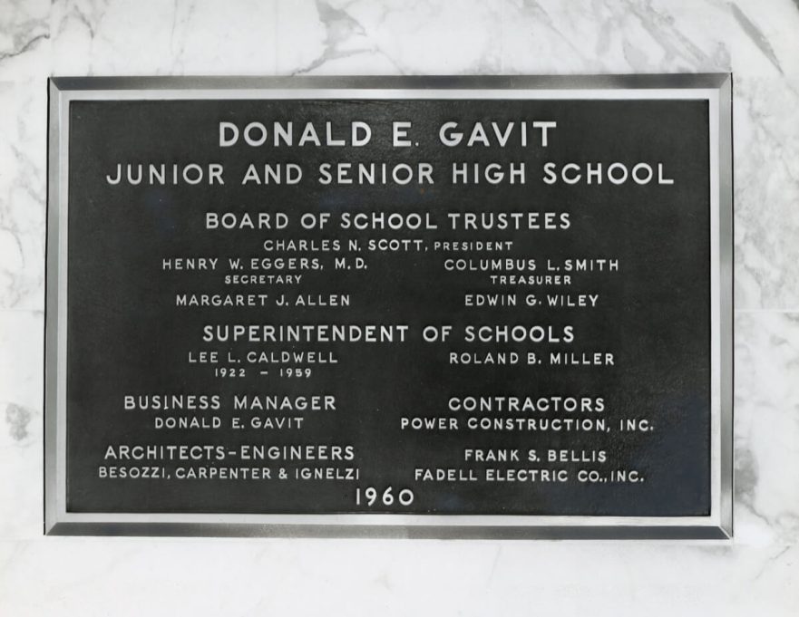 1960 dedication plaque