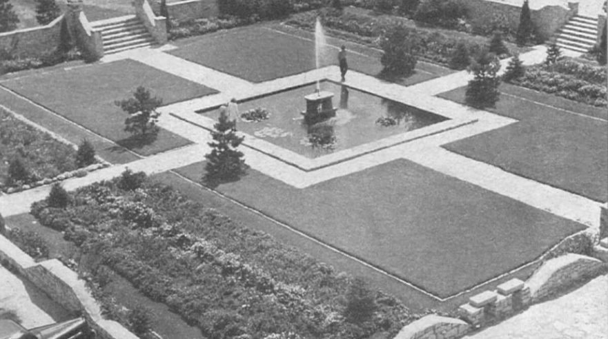City Hall Park 1942